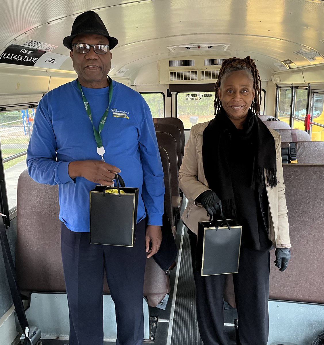 ADNspire's tweet photo. Thank you for being awesome! A few special gifts for a bunch of special people. Bus arrived Appreciation Kick-off! #yougotDrive @FultonCoSchools @CampbellES_FCS https://t.co/OI2WYBF1Yu
