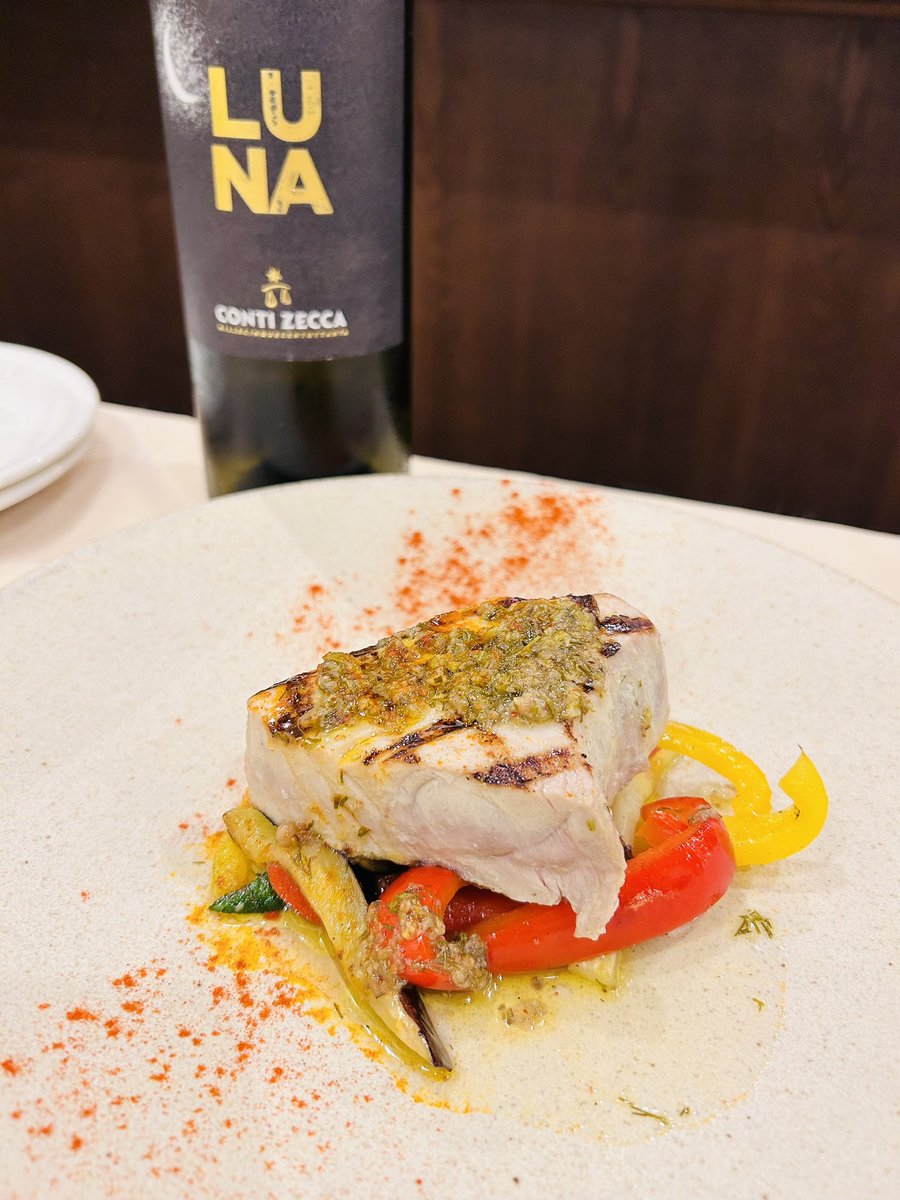 almandolino1978's tweet photo. 広島市中区のイタリア料理店、アル マンドリーノです

釣ったマグロを提供しております。今回はグリルにしました

スタッフに釣ったマグロとオーダーください

#マグロ #イタリア料理 #贅沢ランチ #記念日 #広島グルメ #広島ランチ #広島パスタ #広島イタリアン #luna #contizecca #wine #広島ワイン https://t.co/PkoHMwlioc