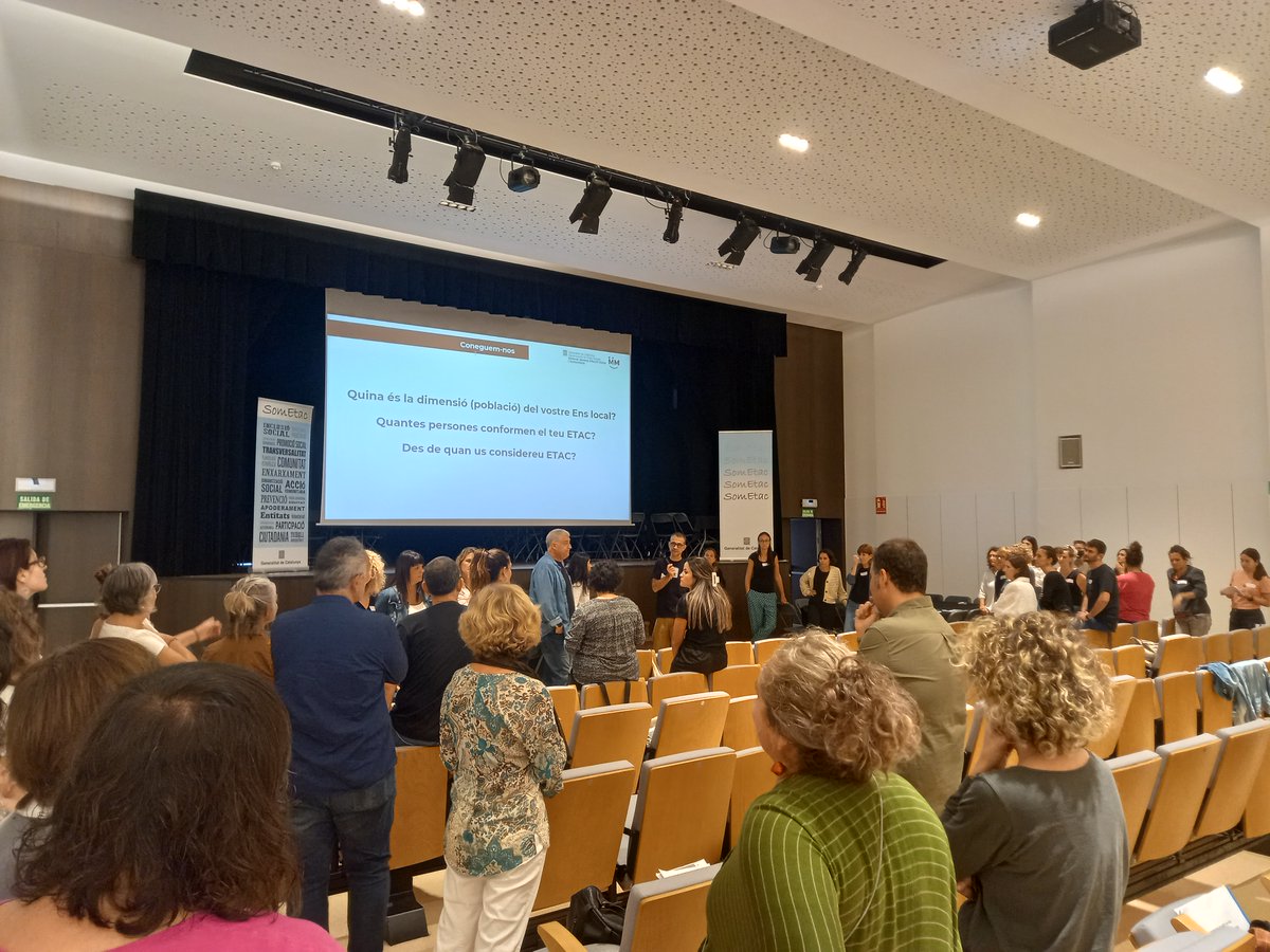 acciocivicat's tweet photo. Els Equips tècnics de l'#AccióComunitària s'han reunit a Altafulla en el seminari d'aprenentatge #SomETAC

🗣️ Aquest espai de treball permet construir aprenentatges al voltant de l'acció comunitària inclusiva, intercanviar experiències i fer xarxa https://t.co/QBirGVSVnd