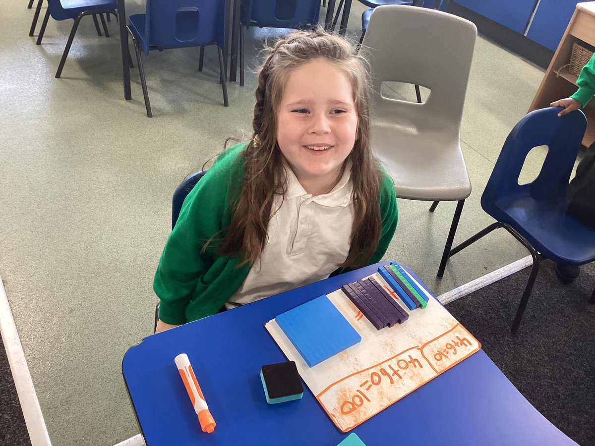 StDavidsCiWPrm's tweet photo. Dosbarth Ely have been using their knowledge of number bonds to 10 to make number sentences to 100 and 1000 🧮➕➗#stdavidsciwely #stdavidsmaths #stdavidsciwSTEM https://t.co/ibYepYw46J