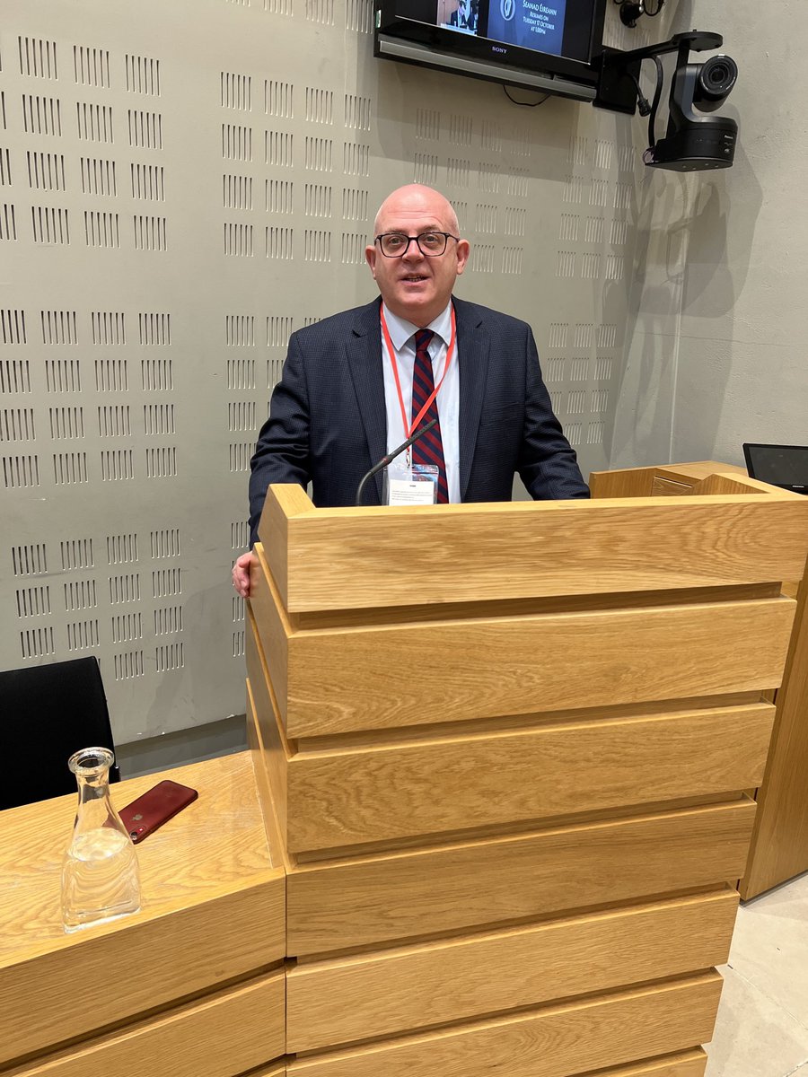 LGBT Disregard tweet media