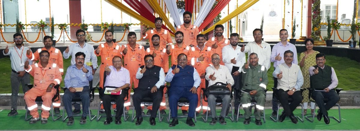 Happy to connect with IOCians at the Solapur Terminal and learn about the young, vivacious team that not only successfully manages the terminal but is also intensely focused on expanding their skills. The young team's primary focus was ensuring operational and safety of Tank…