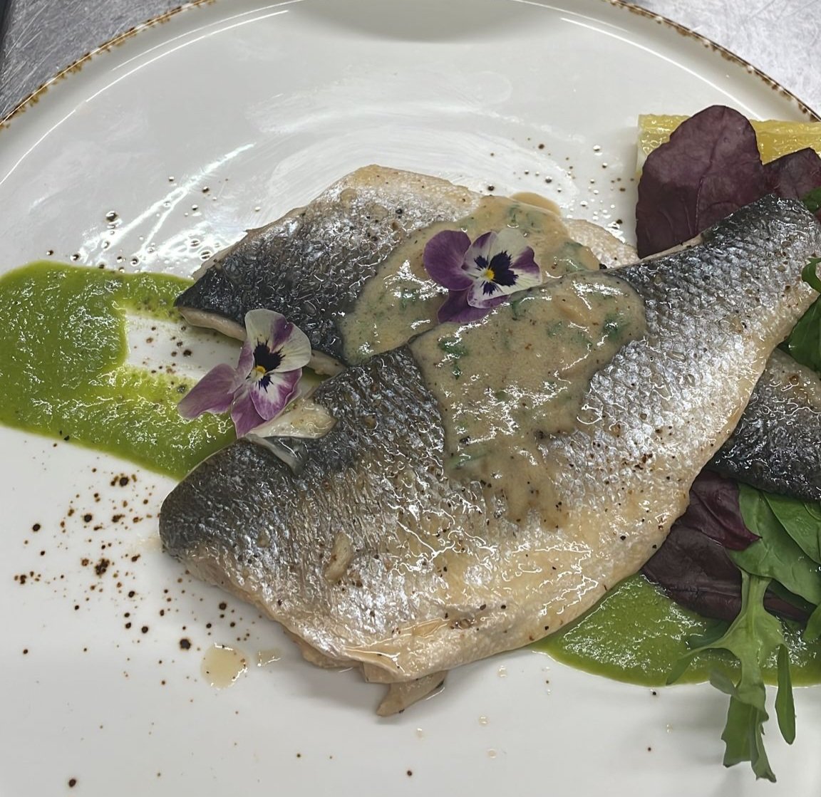 LeoItalianSheff's tweet photo. Enjoy our amazing weekly food offers INCLUDING TONIGHT'S 50% OFF STEAK

•TUES 50% off STEAK 🥩
•WEDS 50% off FRESH FISH 🐟
•THURSDAY TAPAS NIGHT 🫒
•SUNDAY KIDS EAT FREE 🤸‍♀️

Open from 5pm 
Bookings: https://t.co/TZvc639o2p 

#Walkley #SteakNight #FishNight #Tapas #KidsEatFree https://t.co/vS9I2jON7S