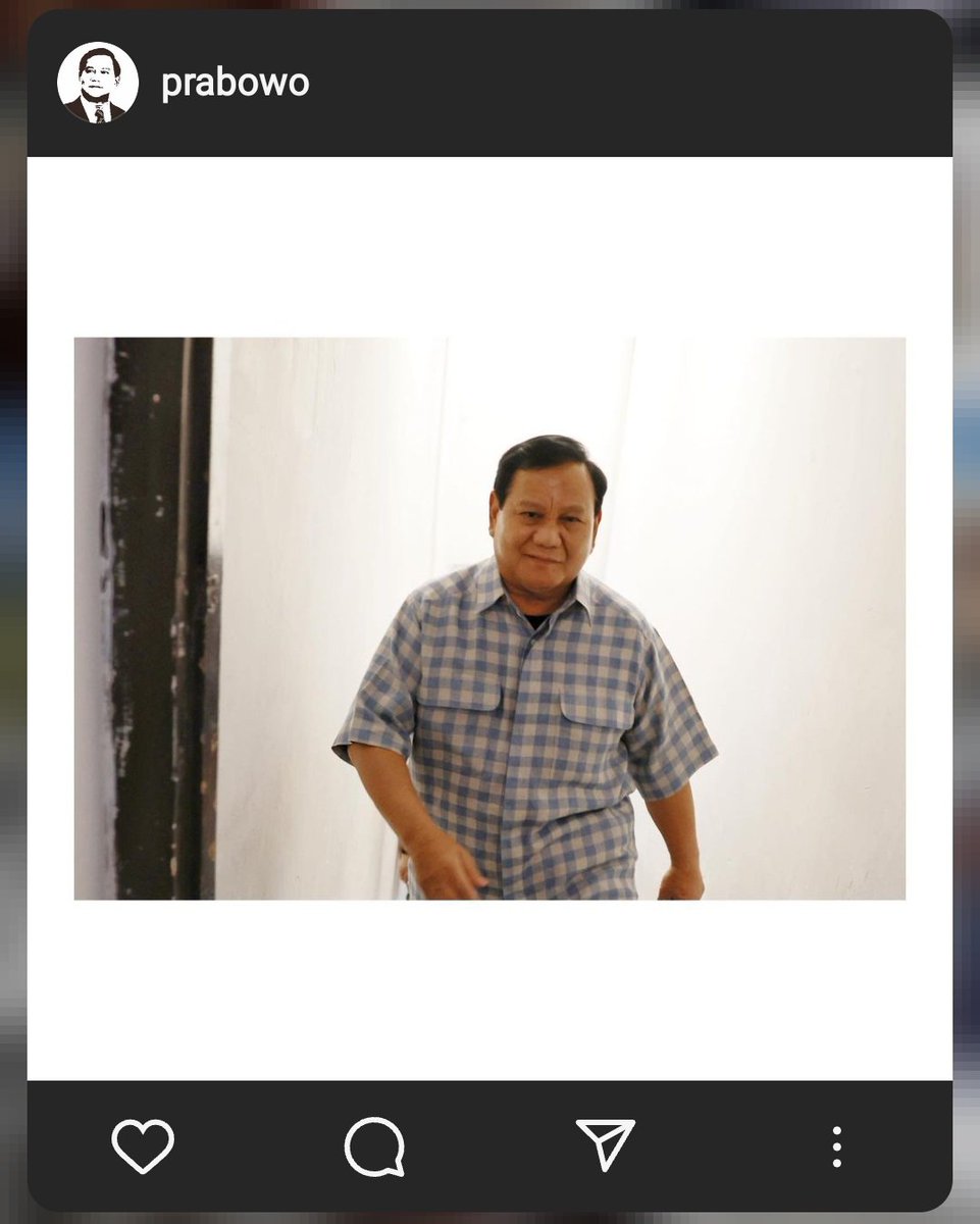 McZowaski's tweet photo. Selamat ulang tahun, YTH Bapak Prabowo Subianto yang ke-72 thn. Semoga bapak sehat selalu, dan tahun 2024 bisa jadi Presiden RI. Aamiin YRA. @prabowo

Mimin @Gerindra. Btw ulang tahun ku samaan dengan Pak Prabowo, mau dong gift nya😭 https://t.co/jAx6bXhaMg