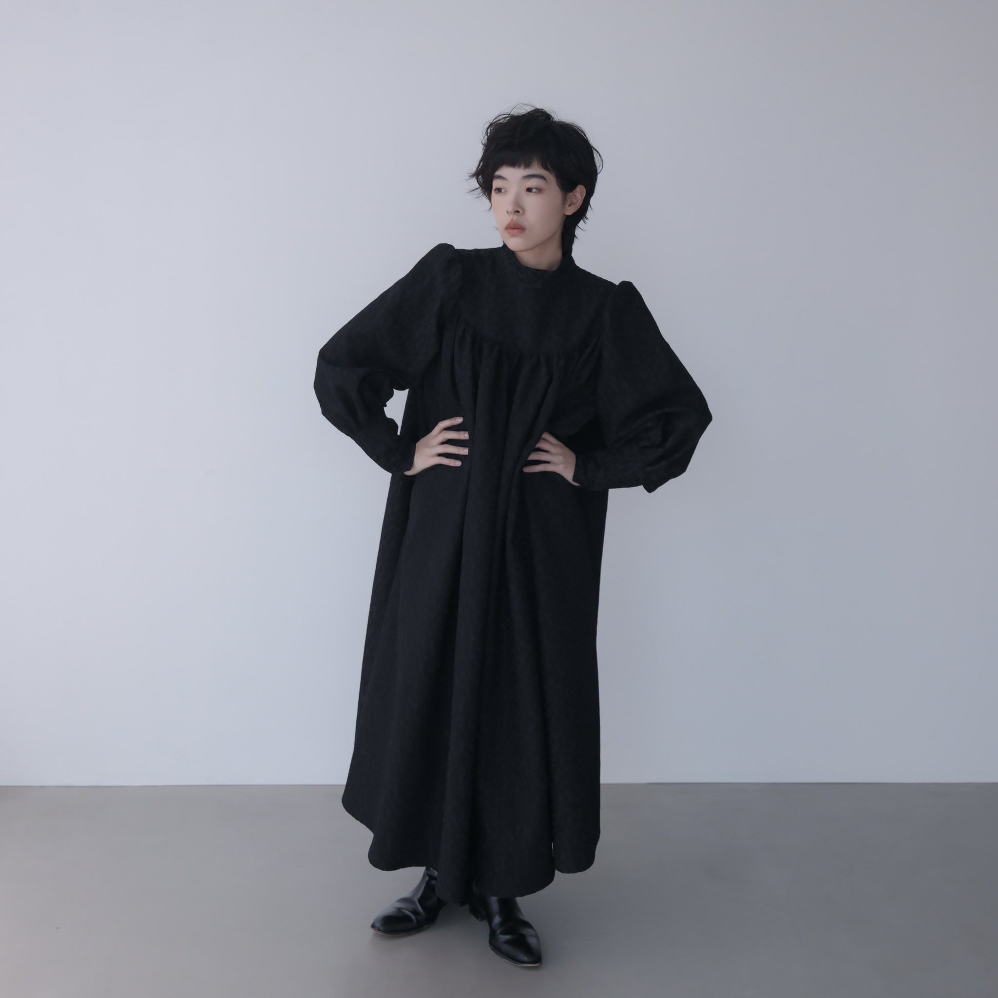 【foufou】 The Dress #43 Blanca Mプラス 新品タグ付き foufou【THE DRESS #43】blanca dress - メルカリ