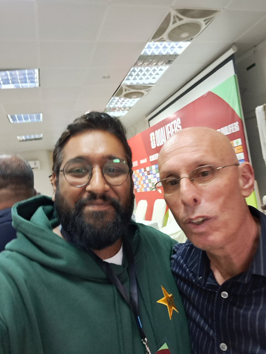 Saad Nasir (@saad10nasir) on Twitter photo Get this man a contract <a href="/TheRealPFF/">Pakistan Football Federation</a>
<a href="/StephenConstan/">StephenConstantine</a> has only gone and done it for Pakistan ๐๐ต๐ฐ
#PakistanFootball Get this man a contract <a href="/TheRealPFF/">Pakistan Football Federation</a>
<a href="/StephenConstan/">StephenConstantine</a> has only gone and done it for Pakistan ๐๐ต๐ฐ
#PakistanFootball