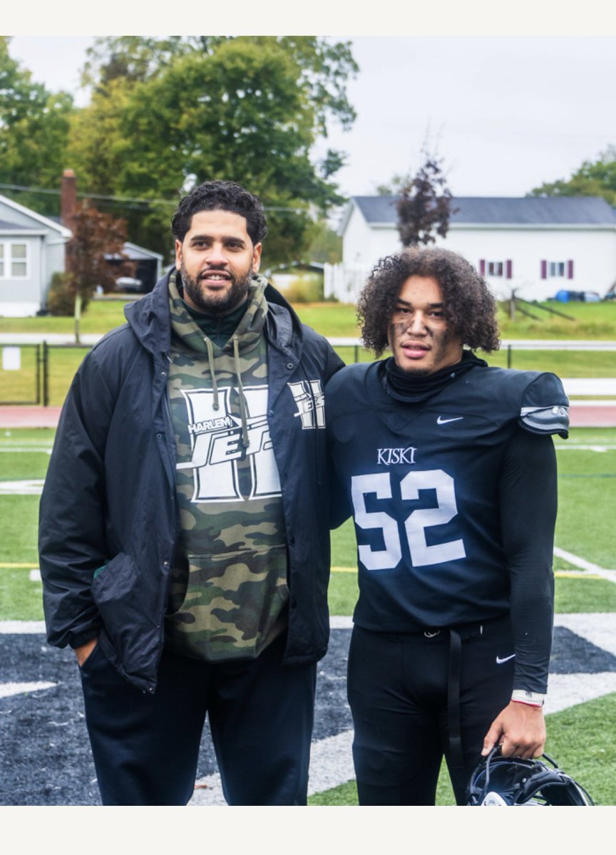 ElijahGonzaga's tweet photo. Thank you Coach For All the guidance you have gave me in my football career an lifetime. @CoachAlexCoombs 
@AboutUOutreach @KiskiAthletics https://t.co/ylgyI9knS3