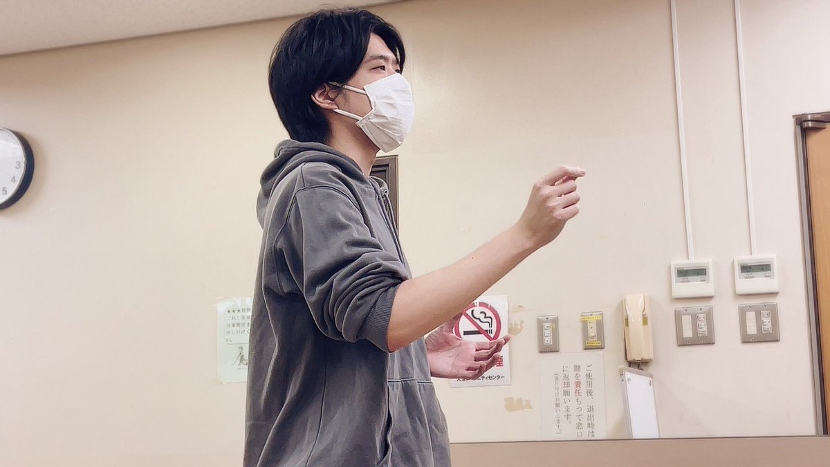 atsushi_0024's tweet photo. #虚空旅団
#四T

本番まであと十日でございます！！
昭和の初め頃、男性社会にあって、
頭角をあらわした4人の女性俳人が
色んな困難を抱えながら句作に向き合う
そんなお話です。

もちろん男性陣も活躍しますよ！
美しい日本の文化を堪能しにお越しくださいな！

🎫ご予約↓
https://t.co/IZ3V4KzmER https://t.co/5JNIESdYFF