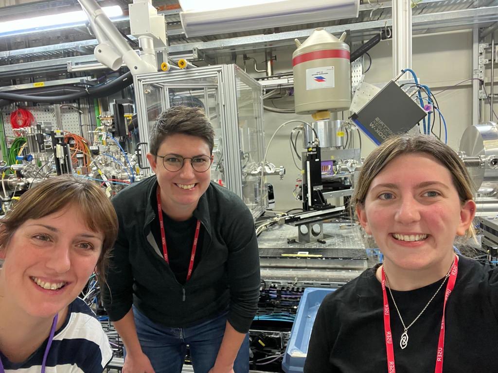 glasgow_cat's tweet photo. Working away at @DiamondLightSou on B18  with @EilidhMacChem and Dr Joy Farnaby and our @Gibson_EmmaK 
Investigating technical challenges in spent nuclear material https://t.co/wtrIij6N8z