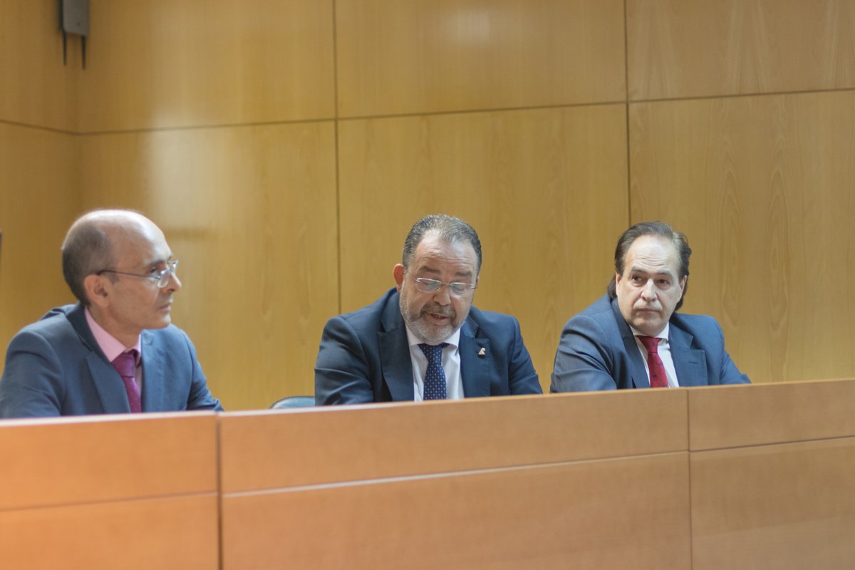 AAFCANARIAS's tweet photo. 🚀 Comienza la 18ª Edición del Experto en Asesoría Fiscal.  

+ Ver nota de prensa:  https://t.co/GIHwMdtMK7

#ULPGC #AsesoríaFiscal #CursoSuperior #Inauguración #Aprendizaje #AsesoresFiscales #CursoOnline #formacion #FormacionEspecializada #FormacionProfesional #ULPGCEventos https://t.co/jiaw7RRszm