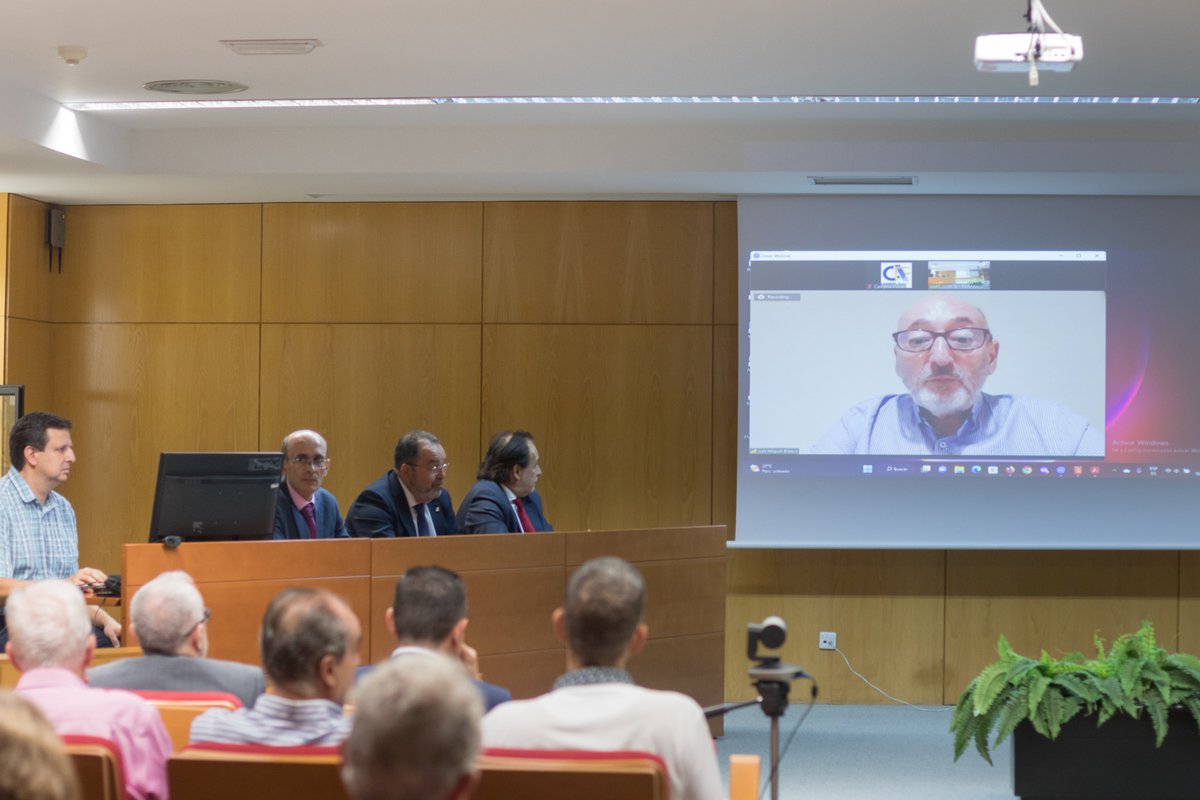 AAFCANARIAS's tweet photo. 🚀 Comienza la 18ª Edición del Experto en Asesoría Fiscal.  

+ Ver nota de prensa:  https://t.co/GIHwMdtMK7

#ULPGC #AsesoríaFiscal #CursoSuperior #Inauguración #Aprendizaje #AsesoresFiscales #CursoOnline #formacion #FormacionEspecializada #FormacionProfesional #ULPGCEventos https://t.co/jiaw7RRszm