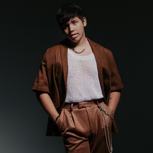 Music-News.com tweet media