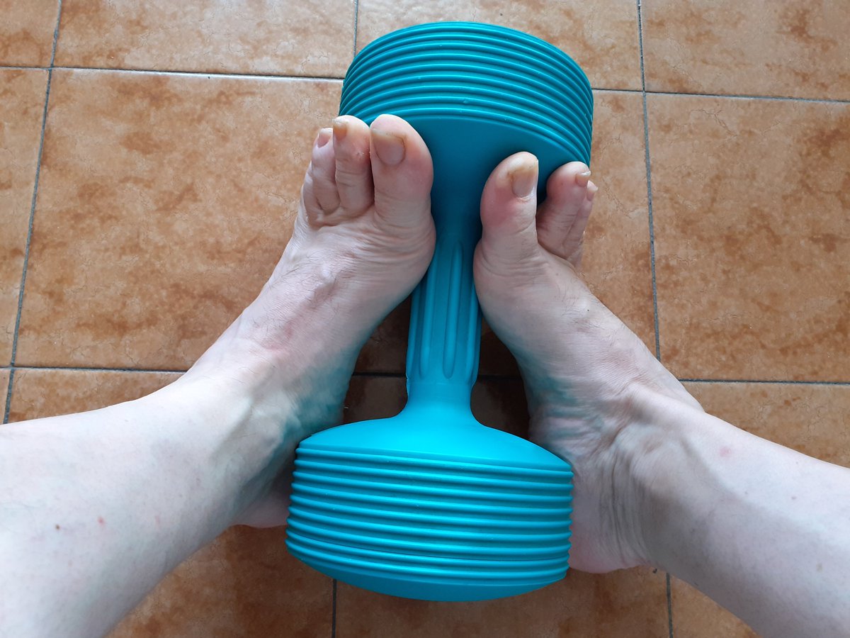 NaturalFeet77's tweet photo. From the collection "New hot pics at home part 1" on Funwithfeet  
Search for my collections on https://t.co/2BjrcqZvbb
Pics of my natural, mature, imperfect feet for true foot lovers! (and much more) #feet #malefootfetish #maturefeet #footlovers https://t.co/2WcleVRzoG