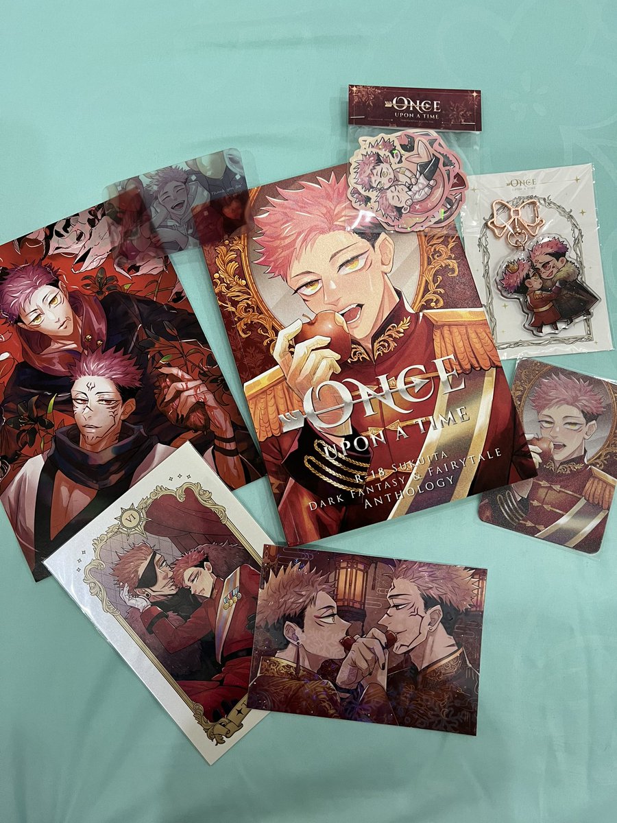 iammuse97's tweet photo. Best gift ever 🥹 it’s so pretty 😭😭🥹🥹🥹🖤🖤🖤🖤🖤🖤🖤🖤 @ron_juju https://t.co/vZUjNQtS1G