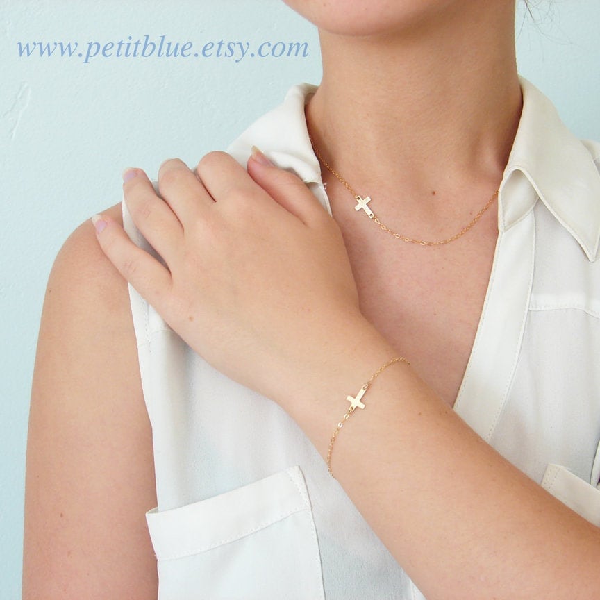 JewelryByMikako's tweet photo. Dainty Sideways Cross Bracelet ~ 14K Gold Filled ~ Rose Gold Filled ~ Silver ~Mini Sideway Cross Bracelet ~ Simple Modern Jewelry https://t.co/0MNQVck93W #Etsy #PetitBlue #SidewaysCross https://t.co/rwMZh71eik