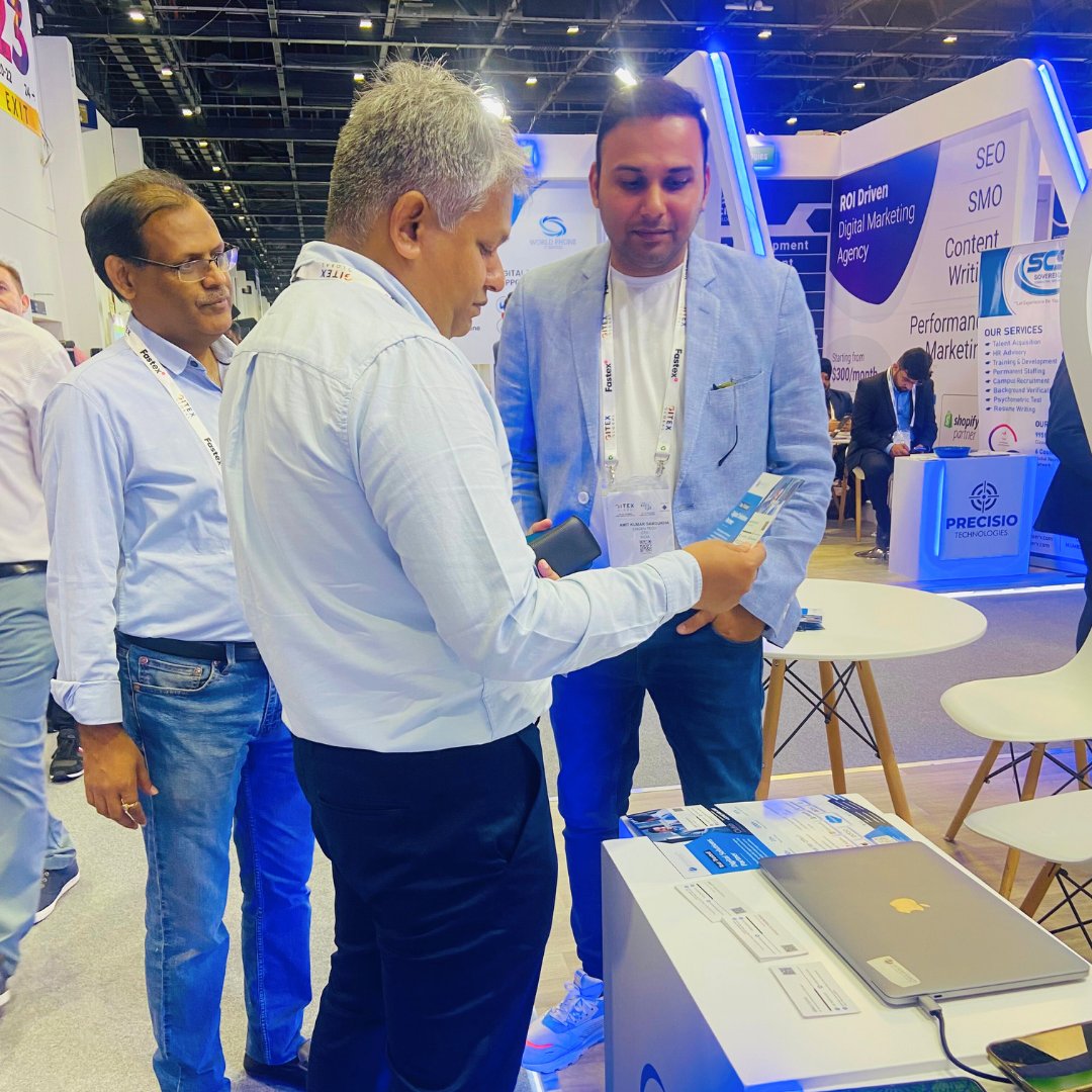 EmizenTech's tweet photo. Booth [𝗛𝟮𝟯-𝗔𝟬𝟱.𝟭𝟬] is buzzing with clients eager to share their visions. We're here to turn ideas into innovation! 💡

#GITEX2023 #AI #ML #TechInnovation #Emizentech https://t.co/7NWDdKTTjv
