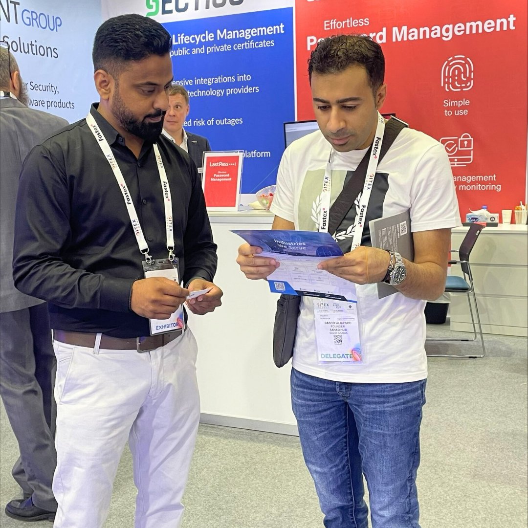 EmizenTech's tweet photo. Booth [𝗛𝟮𝟯-𝗔𝟬𝟱.𝟭𝟬] is buzzing with clients eager to share their visions. We're here to turn ideas into innovation! 💡

#GITEX2023 #AI #ML #TechInnovation #Emizentech https://t.co/7NWDdKTTjv