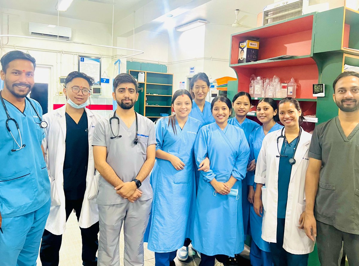 ashhh3_'s tweet photo. Happy dashain from our ER family to your family ♥️
#erteam
#sister https://t.co/O0kQhZ7xNn