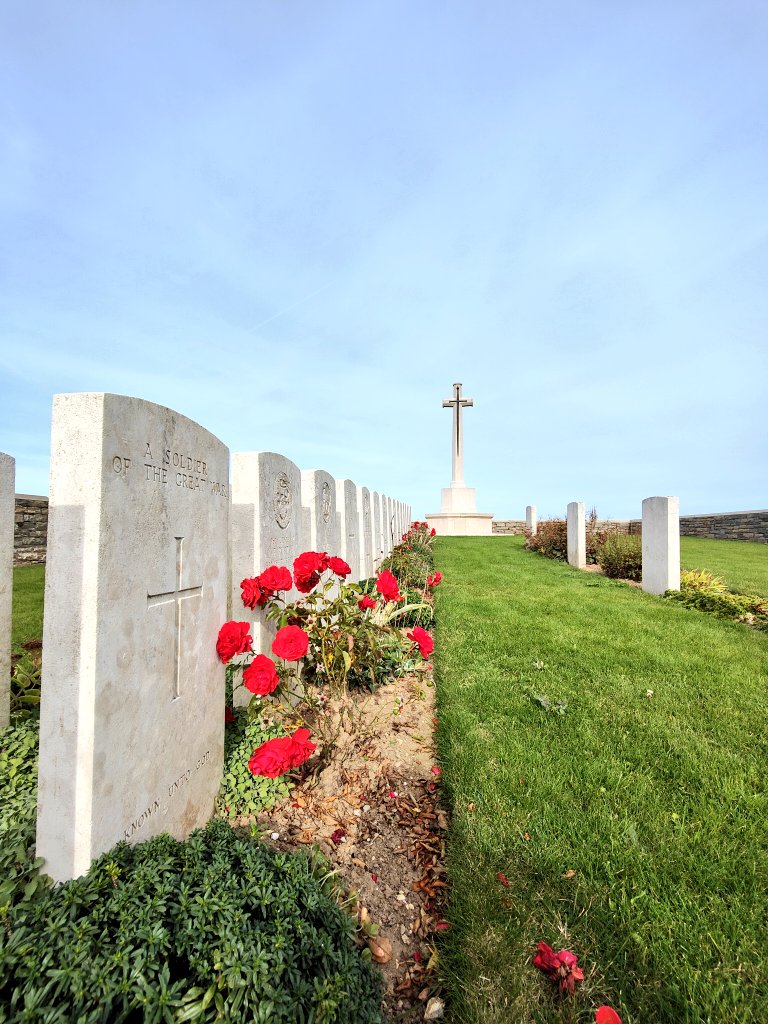 LynchJames17's tweet image. @CWGC Redan Ridge No.3 🌹 #BeaumontHamel #CWGFGuides