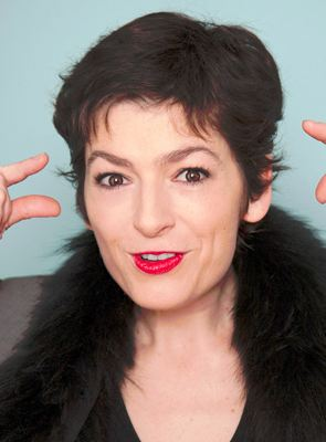merlinpapin3's tweet photo. .@FredOL69007 On souhaite un Bon Anniversaire à #EmmanuelleLaborit qui a 52 ans on peut a voir dans

Au delà du Silence
11"09'01
Marie-Line
Avec nos Yeux
Un Air si Pur
Amour Secret
Retour à la Vie https://t.co/ldmL4L89dd