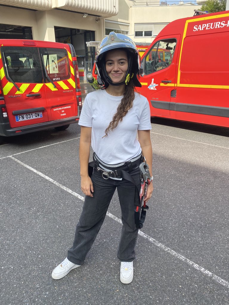 🧑🏼‍🚒Une expérience unique, enrichissante et inoubliable vécue chez les <a href="/pompiersdeparis/">Pompiers de Paris</a> 

1️⃣ semaine d’escape-game sur la thématique de la sécurité-routière, un moyen ludique de rappeler les dangers de la route 🚒
Et surtout que leur vie est aussi importante que la nôtre !