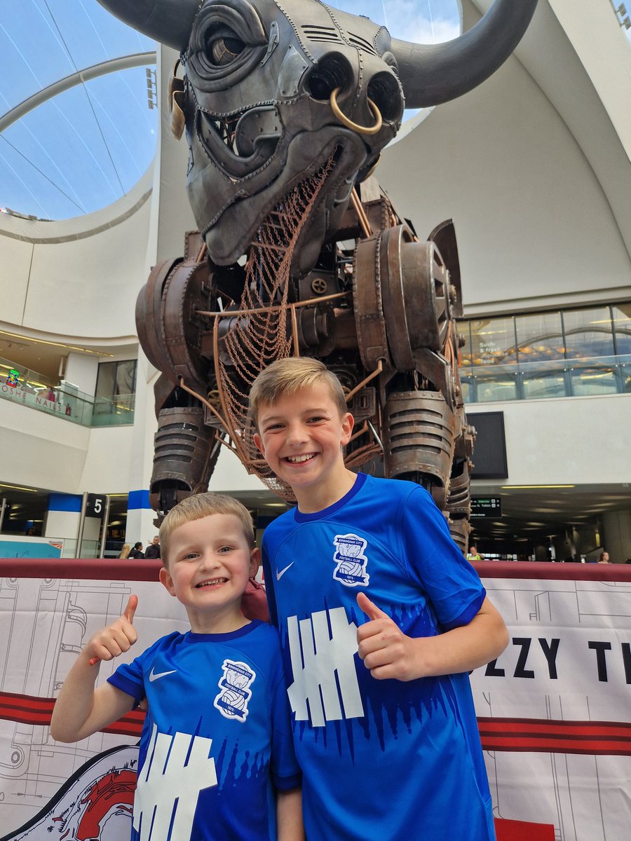 jongibbs85's tweet photo. @theterracelife Birmingham city https://t.co/m7hhJ6E3fX