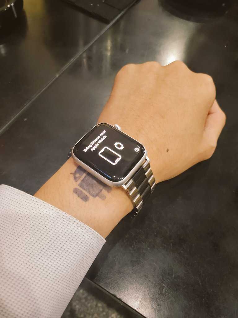 FuckyeahSeakin1's tweet photo. 😎😎😎😎😎 #AppleWatch   
Original: kub81pre https://t.co/dGLMacpbcD