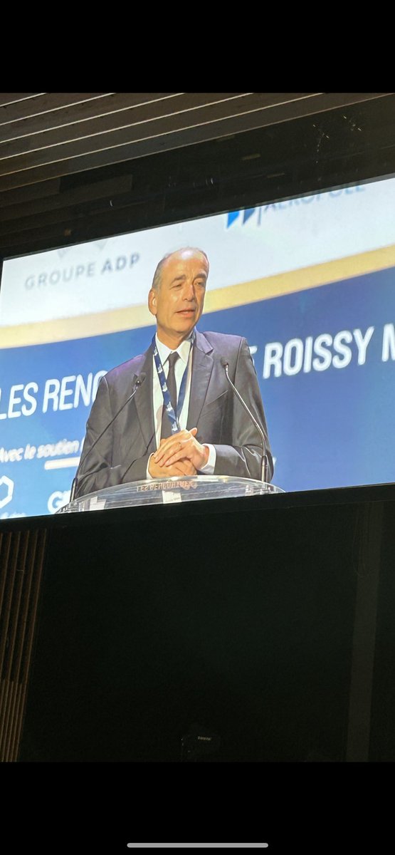 Les premières rencontres de Roissy Meaux aéropôle commencent avec <a href="/jf_cope/">Jean-François Copé</a> 
<a href="/GIP_RoissyMeaux/">Roissy Meaux Aéropôle</a> <a href="/RoissyAgglo/">Roissy Pays de France Agglomération</a>
