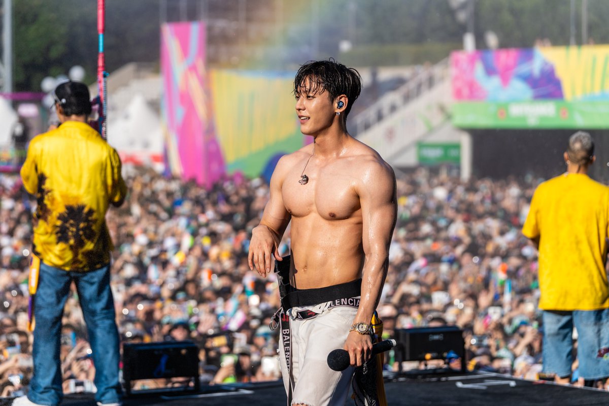 Waterbomb_Official tweet media