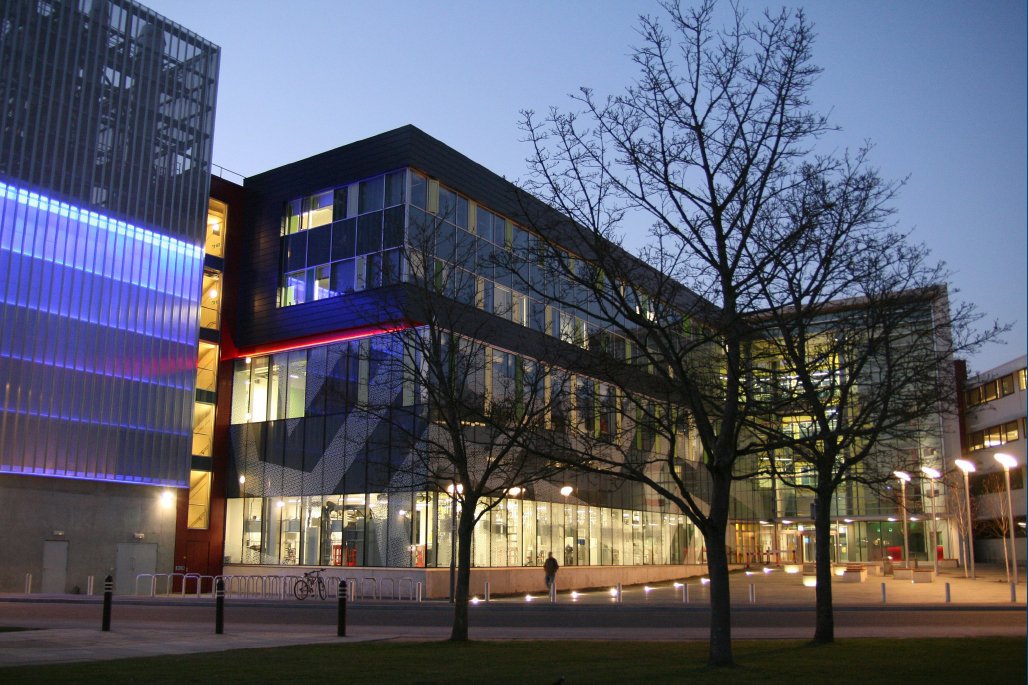 The Optoelectronics Research Centre (ORC) welcomes applications for the positions of Professor and Associate Professor. For further information about the ORC key research areas, the University and Southampton follow this link: talentedu.com/zis/