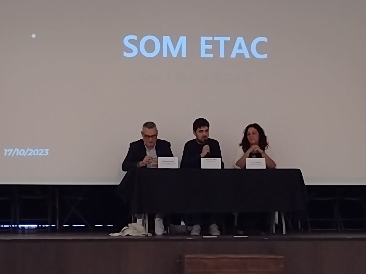 ajAltafulla's tweet photo. Comencem a la sala La Violeta d'#Altafulla una jornada de professionals organitzada per la Direcció General d’Acció Comunitària de la @gencat  amb la col·laboració del @CCTarragones. Hi participen professionals de tot Catalunya #sometac

+INFO 👇
https://t.co/dzMEGFvKSc https://t.co/DlyjVTi2A6
