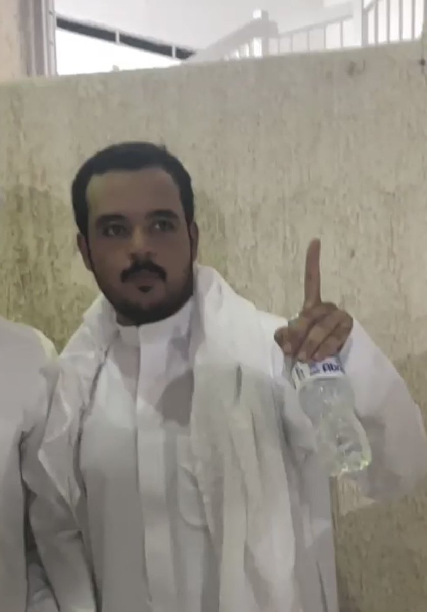 أ . عنيزان جديع البصيري (@3nizan_alajmi) on Twitter photo امسيت ذاك الليل مطغيني الكبر 
كني استحليت المراكز الاولات 
ماعاد اشوف القوم ب عيوني شبر 
من مدّ فنجال التحدي قلت هات
صباح الخير 7116 مره ✅
#paaet
#المستقبل_الطلابي امسيت ذاك الليل مطغيني الكبر 
كني استحليت المراكز الاولات 
ماعاد اشوف القوم ب عيوني شبر 
من مدّ فنجال التحدي قلت هات
صباح الخير 7116 مره ✅
#paaet
#المستقبل_الطلابي