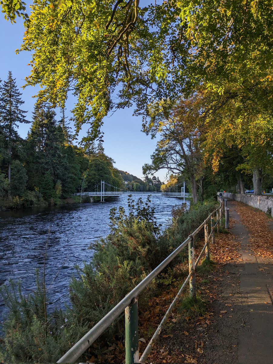 Lovely to be in Inverness to meet with @million_plus Scottish Principals last night. Even managed to squeeze in a run along the beautiful river Ness this morning.