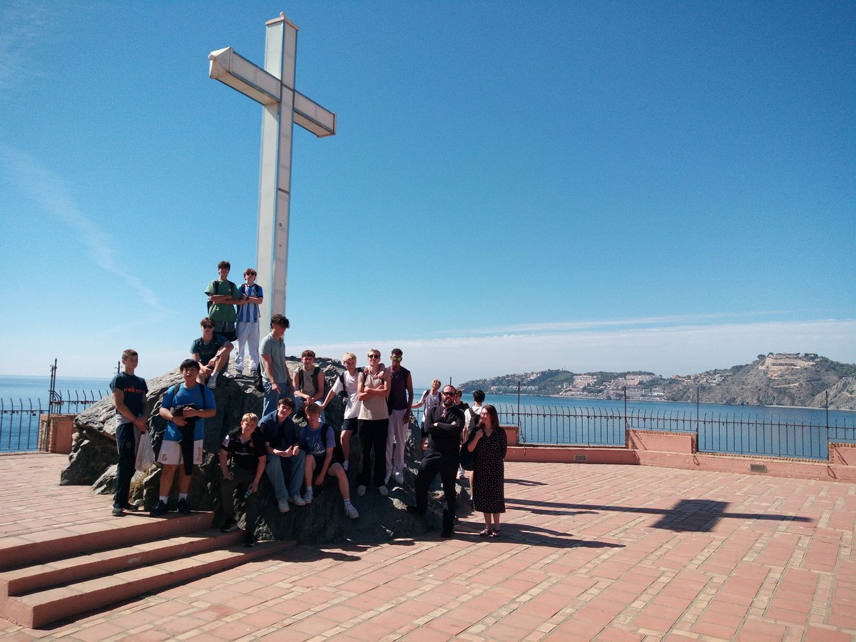 SherborneMFL's tweet photo. The @SherborneSchool @SherborneMFL Spanish trip taking in the views over the Mediterráneo ! https://t.co/7G02sZUiPb