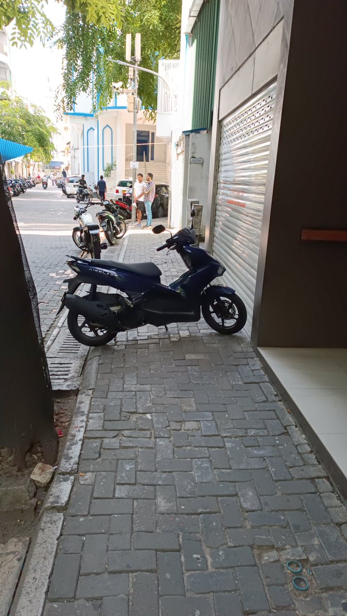 A new asshole has blessed the pavement.