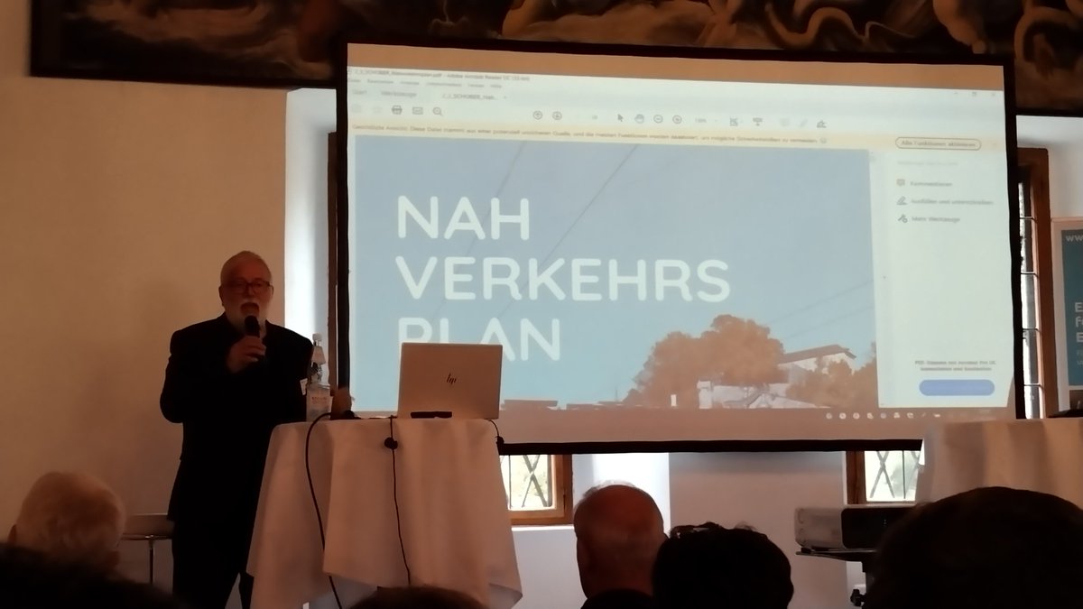 Franz Schober von der Stadt Salzburg über den Nahverkehrsplan 2023-2027: "Die Region ist wichtig zur Neuplanung des Nahverkehrs. Wir betrachten die Wegeverflechtungen der Menschen und den Anteil des Öffentlichen Nahverkehrs zu steigern." @staedtebund #stadtregionstag2023