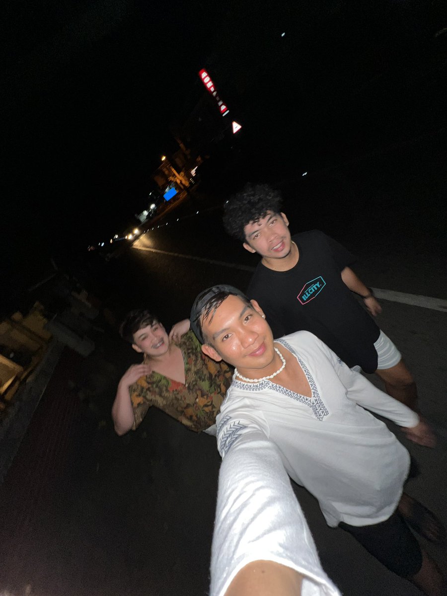 jaorora10's tweet photo. Elyu kaartehan. https://t.co/ZdM7hpxi0M