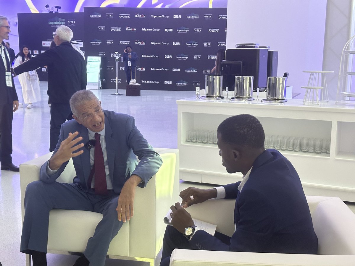 Avec l'ancien PM du #Bénin <a href="/zinsouofficiel/">Lionel Zinsou</a>, ce lundi à #Dubaï qui accueille le #SuperBridgeSummit cette semaine. Plusieurs sujets au menu de notre entretien à suivre bientôt sur les différents canaux de <a href="/Financialafrik/">Financial Afrik</a>