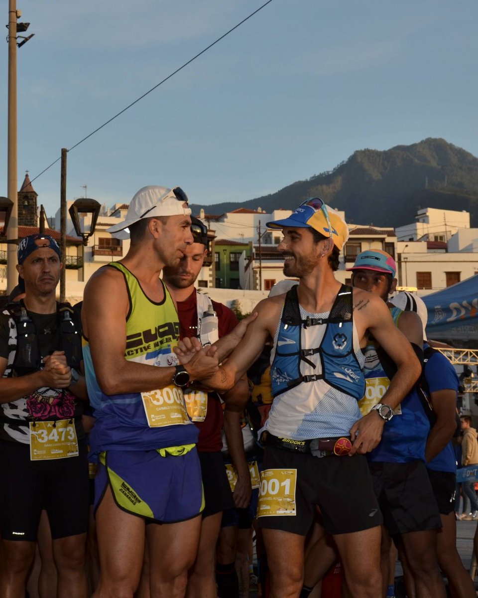 🏞️ La #TenerifeBluetrail 2024 te espera con desafíos emocionantes.  Cuéntanos cómo te estás preparando para la #Mágica2024 y comparte tus logros en el camino hacia la carrera. 🏁

💪   Para más información, entra en tenerifebluetrail.com

#bluetrailspirit #tenerife #canarias