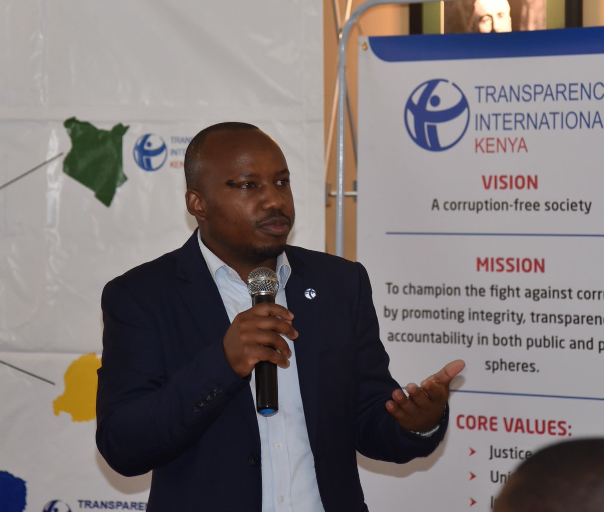 The #JournalistsToolkit ➡️ shorturl.at/dpHL5 provides journalists with the insights they need to dig deeper, ask the right questions, and unearth the truth so as to pave way for a more #transparent and responsible government that serves the interests of all Kenyans. -