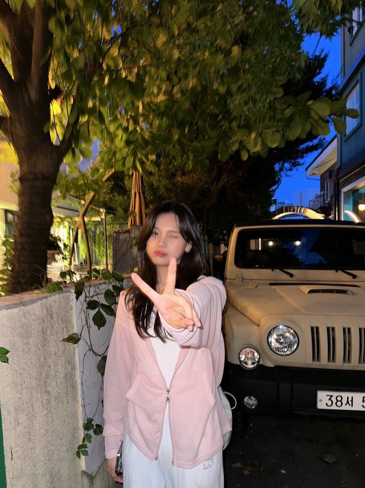 Bella. (@springdrizz) on Twitter photo 