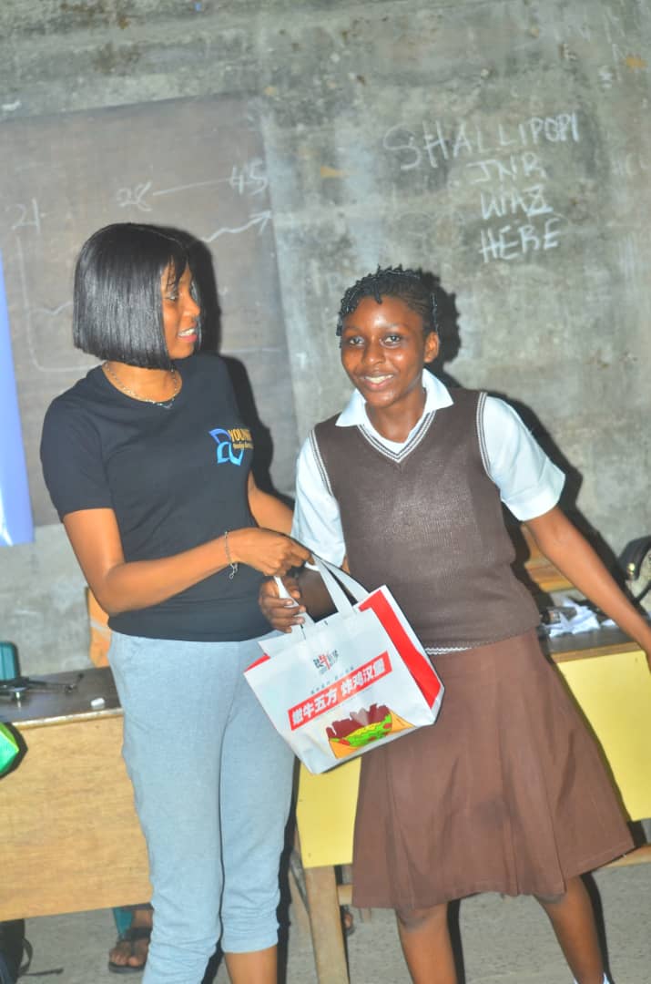 YoungPearlOrg's tweet photo. Over the weekend, Youngpearl moved her #ProjectEndPeriodPoverty to Challenge Academy School, Delta State to empower over 100 adolescent girls with Menstrual health education, safe menstrual practices and menstrual health kits.
#Youngpearl #ProjectEndPeriodPoverty #October13th https://t.co/bAJks7aa9z