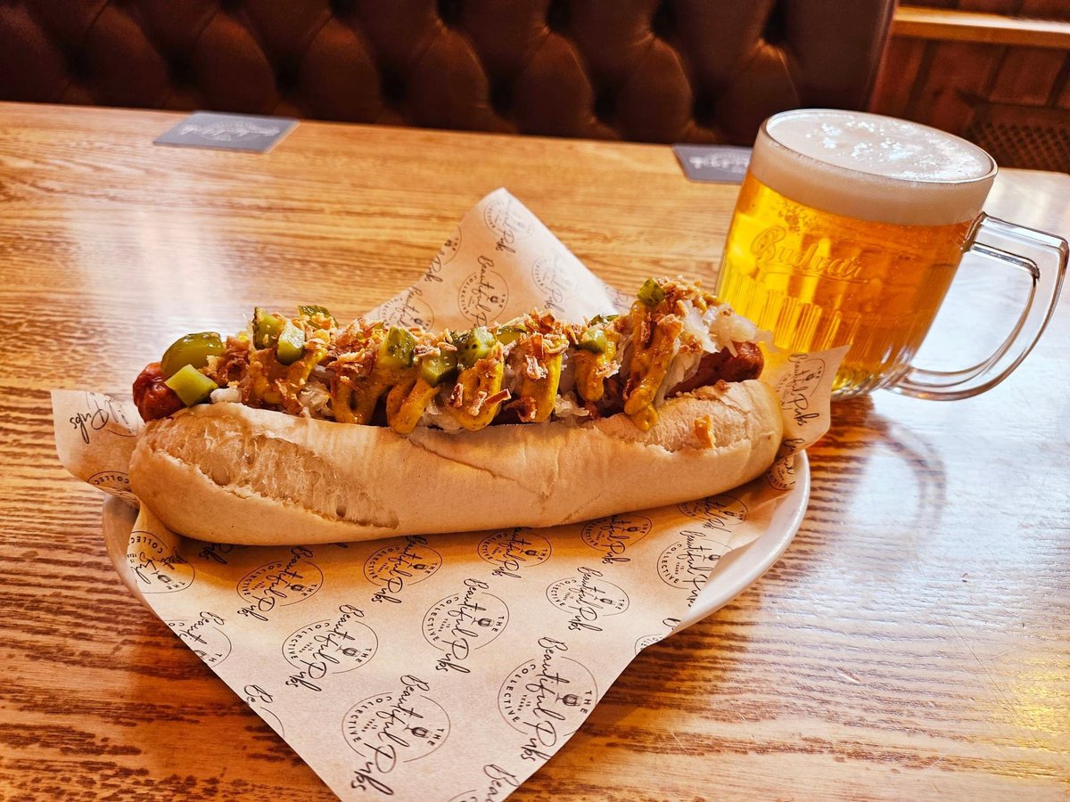 POV: You're enjoying a Dachshund Dog &amp; a Pint of <a href="/BudvarUK/">The Original Budweiser Budvar UK</a> at your favourite Leicester city centre pub... and it's only a tenner! 🌭🍺😍

Available all week as part of our LRW offerings. Visit leicesterrestaurantweek.co.uk/restaurants/th… for T&amp;Cs