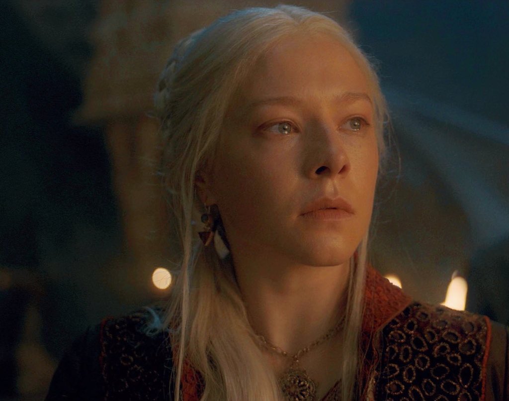 rhaenyrasrealm's tweet image. emma d’arcy’s eye acting as rhaenyra is seriously the best. they deserved all the awards and nominations