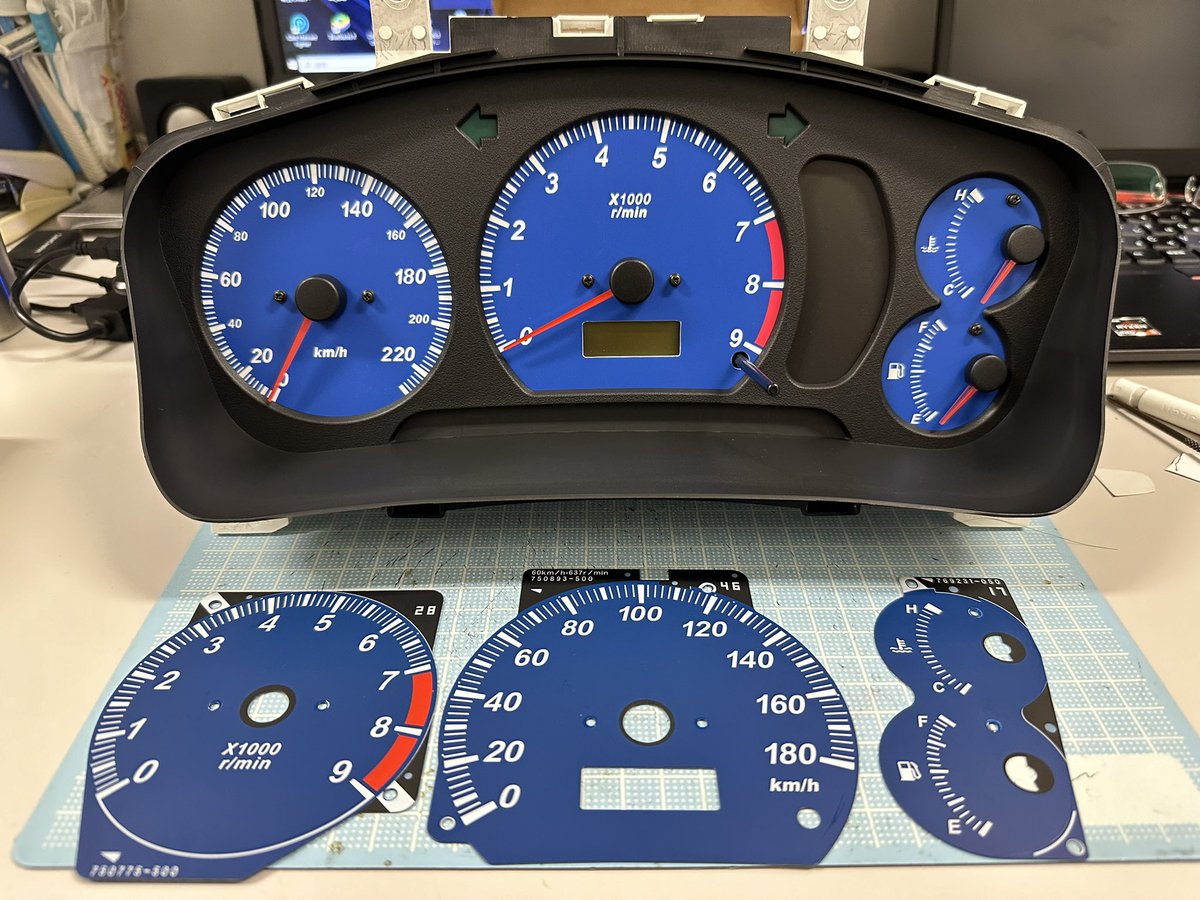 mokomoko9981's tweet photo. CP9A  ランエボ6

純正デザイン 
センタータコメーター
220km/h スケール
LED明るく発光します

以前製作品

#CP9A #ランエボ https://t.co/eJLLmtGsVP