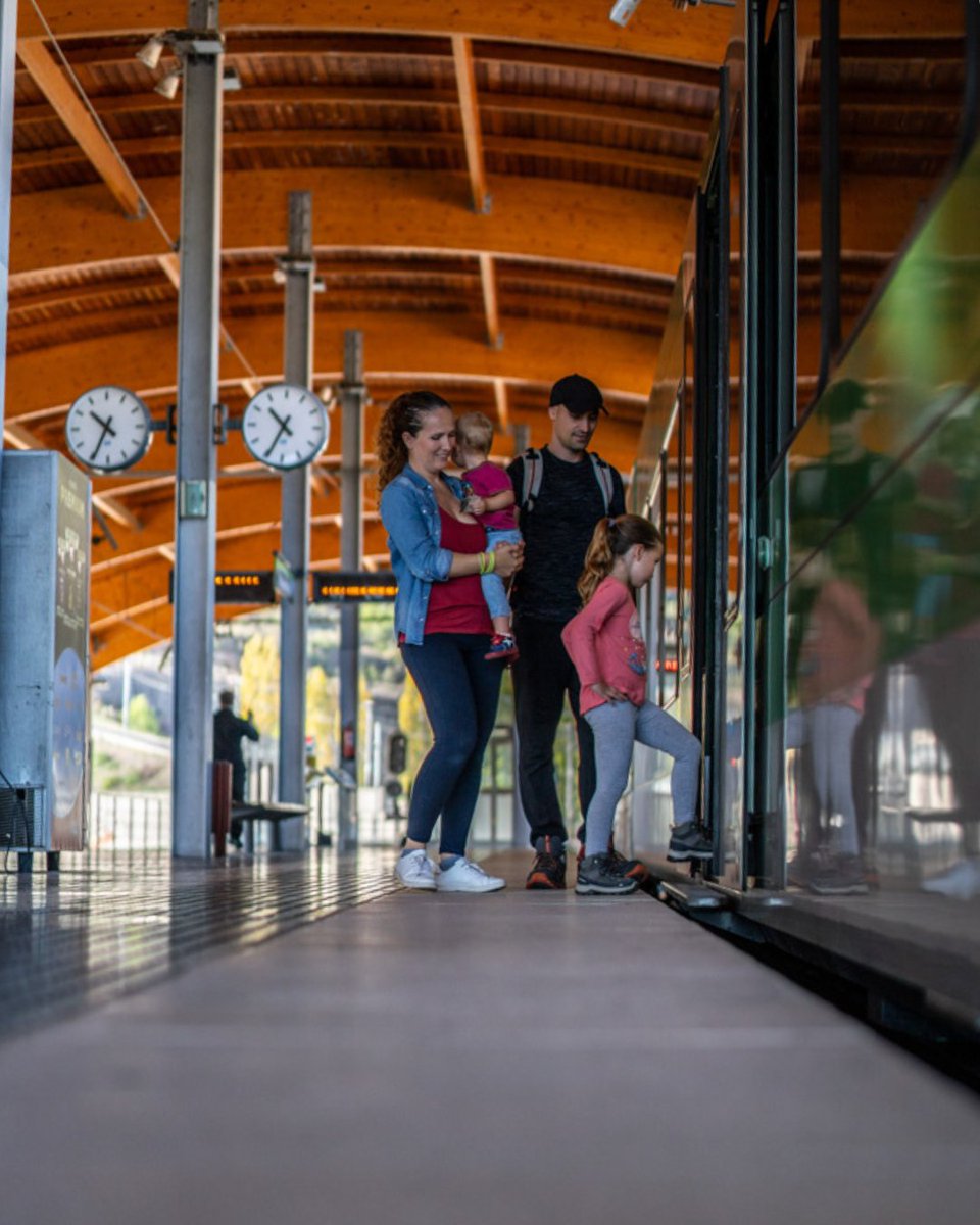 FGC_Montserrat's tweet photo. ๐ Enjoy the unique views as you climb to Montserrat aboard the Rack Railway!
โน๏ธ Park for free at the Montserrat-Vila station and arrive to the center of the Sanctuary in only 15 minutes.
#VisitCatalonia #VisitBarcelona #TheEasyWay https://t.co/OO4yLVa86S