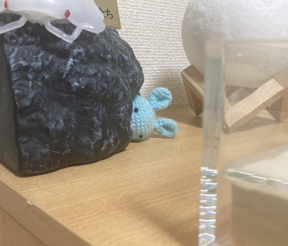 今日も1日お疲さまです！シェルターから覗いてます🫣

 #ハンドメイド好きさんと繋がりたい