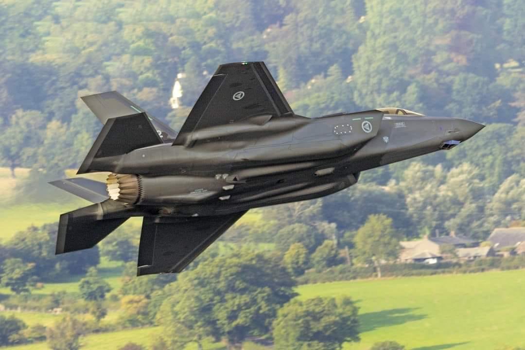 RNoAF F-35 over Wales
   credit Phil Mc