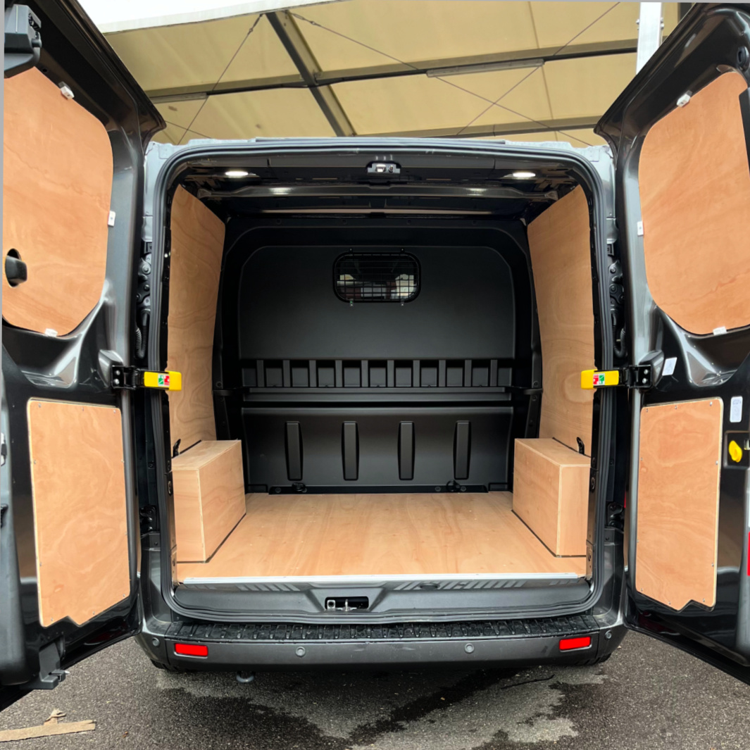 vehicleaccltd's tweet photo. Check out this Ford Custom that just received a fantastic upgrade!
Contact us now for a FREE quote:
π 0117 379 0279
π§ sales@vehicle-accessories.net
#plylining #plyliner #locks4vans #tseriesdeadlocks #deadlocks #vandeadlocks #handleshield #seatcovers @Locks4VansLtd @TandCCovers https://t.co/ok9zbExV57