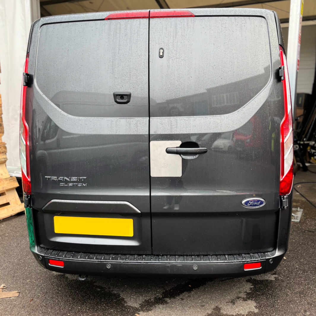 vehicleaccltd's tweet photo. Check out this Ford Custom that just received a fantastic upgrade!
Contact us now for a FREE quote:
π 0117 379 0279
π§ sales@vehicle-accessories.net
#plylining #plyliner #locks4vans #tseriesdeadlocks #deadlocks #vandeadlocks #handleshield #seatcovers @Locks4VansLtd @TandCCovers https://t.co/ok9zbExV57